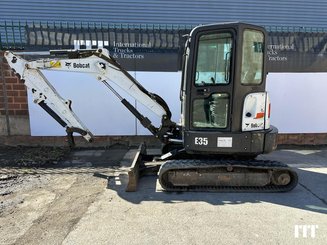 Mini excavator Bobcat E35 - 1